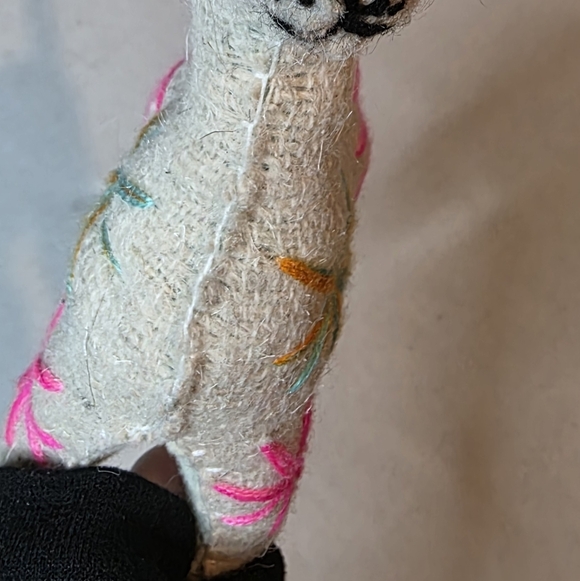 Mexican Handmade Llama - Picture 11 of 14